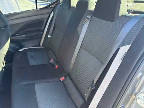 Used 2022 Nissan Versa SV image 27