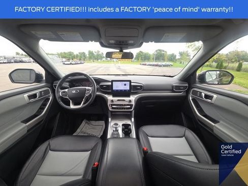 Used 2024 Ford Explorer XLT w/ Equipment Group 202A AWD/4WD image 25