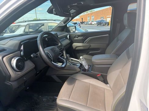 Used 2024 Chevrolet Colorado ZR2 w/ ZR2 Bison Edition AWD/4WD image 8