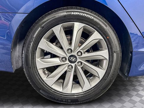 Used 2017 Hyundai Sonata Sport w/ Value Edition Package 02 image 32