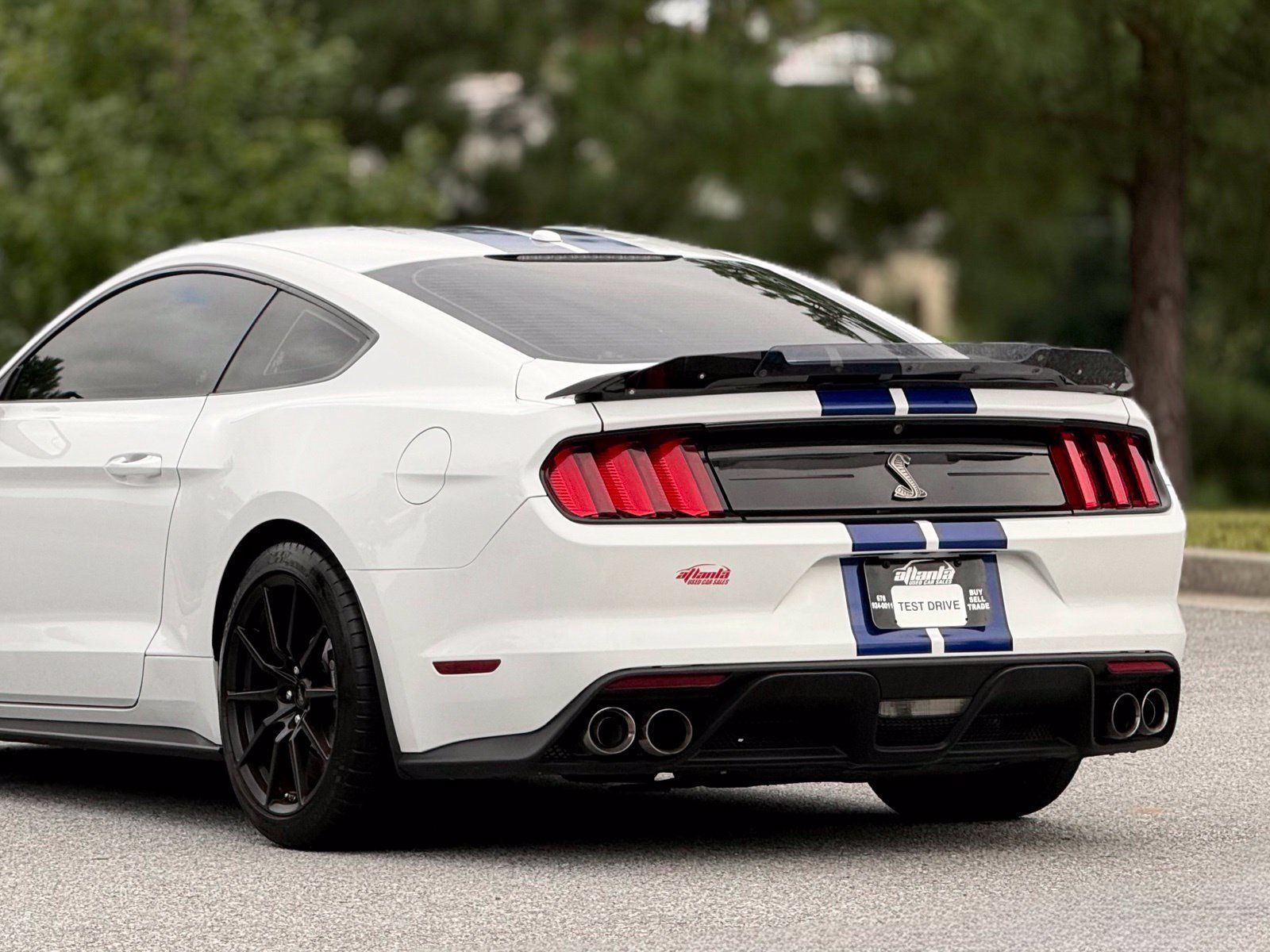 Used 2016 Ford Mustang Shelby GT350 w/ Technology Package RWD image 43