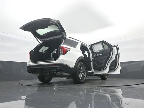 New 2026 Ford Explorer ST w/ Sun And Sound Package image 40