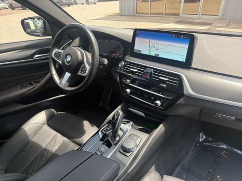 Used 2023 BMW 530i w/ M Sport Package RWD image 16
