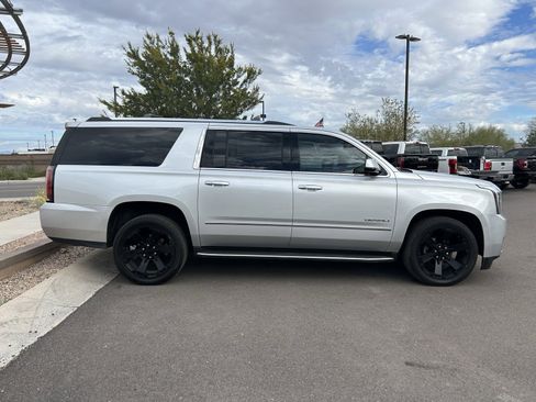 Used 2017 GMC Yukon XL Denali w/ Open Road Package image 2