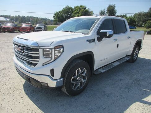 New 2026 GMC Sierra 1500 SLT w/ SLT Premium Package AWD/4WD image 10