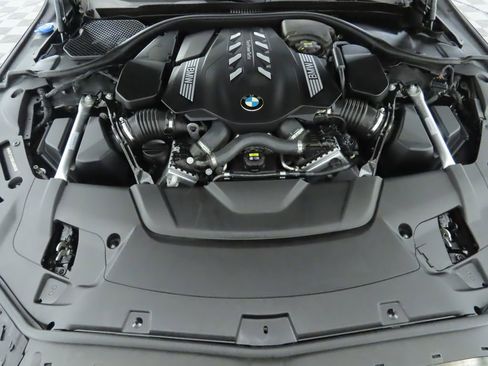 Used 2022 BMW 750i xDrive 750i xDrive w/ Executive Package image 30