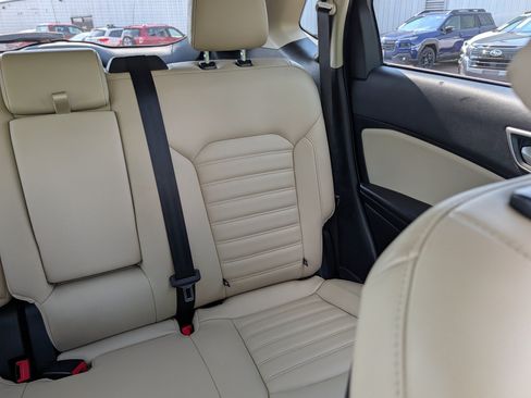 Used 2024 Ford Edge SEL AWD/4WD image 14