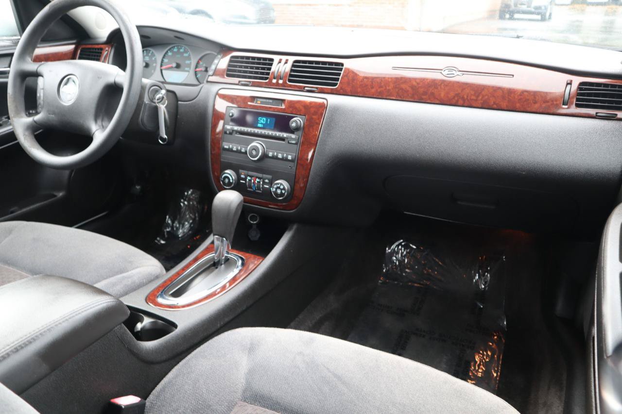 Used 2010 Chevrolet Impala LS FWD image 11