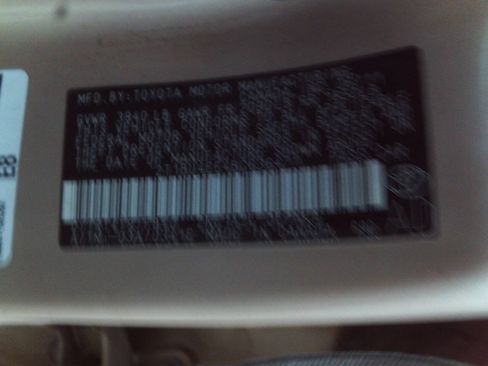 Used 2011 Toyota Corolla LE FWD image 17