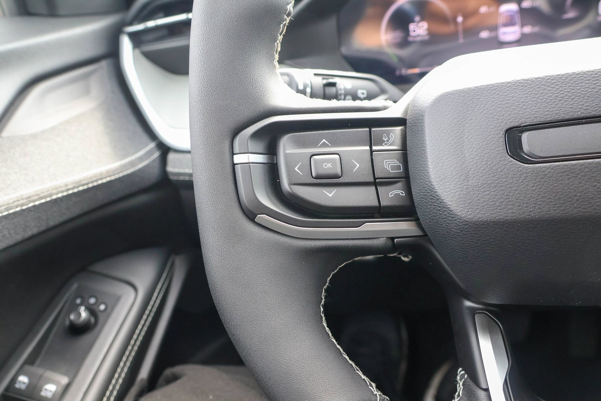 New 2026 Jeep Cherokee Laredo AWD/4WD image 27