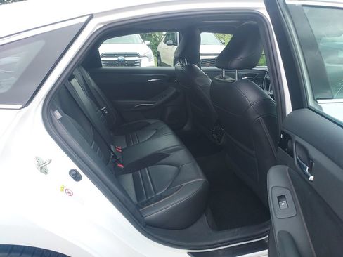 Used 2019 Toyota Avalon Touring w/ Advanced Safety Package FWD image 32