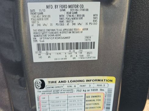 Used 2013 Ford F150 XLT w/ XLT Chrome Pkg image 14