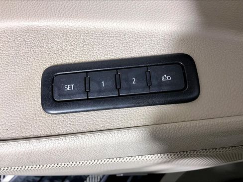 Used 2019 GMC Yukon XL Denali w/ Denali Ultimate Package RWD image 34