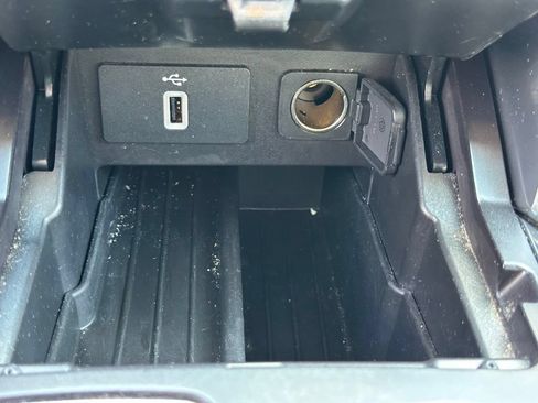Used 2018 Ford Explorer Platinum AWD/4WD image 34