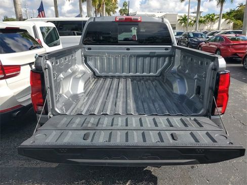 Used 2024 Chevrolet Colorado Z71 w/ LPO, Dark Essentials Package image 6