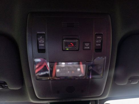 Used 2025 Lexus IS 500 w/ F-Sport Performance RWD image 95