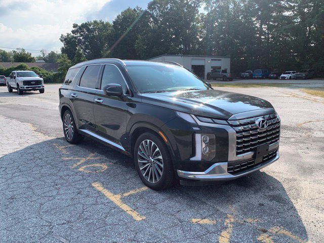 Used 2024 Hyundai Palisade Calligraphy AWD/4WD image 2