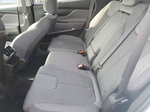 Used 2020 Hyundai Santa Fe SEL w/ Convenience Package image 16