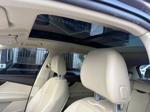 Used 2018 Audi Q7 3.0T Prestige w/ Prestige Package AWD/4WD image 21