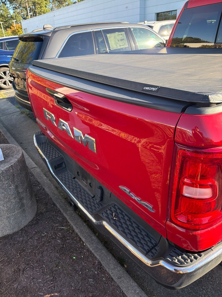 Used 2025 RAM 1500 Big Horn AWD/4WD image 5