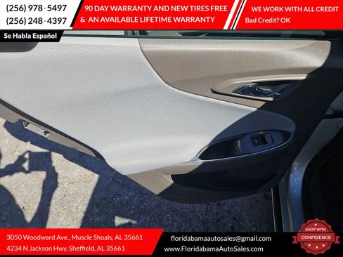 Used 2018 Chevrolet Malibu LT w/ Sport Package image 9
