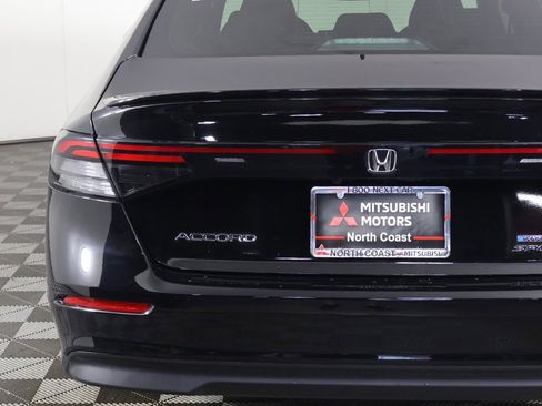 Used 2025 Honda Accord Sport image 16