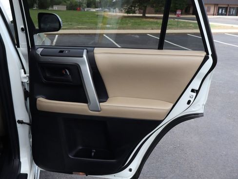 Used 2013 Toyota 4Runner Limited AWD/4WD image 25