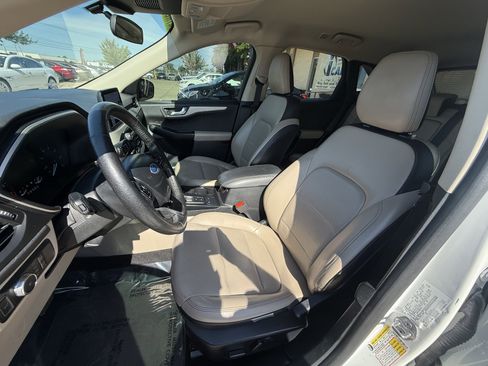 Used 2020 Ford Escape SEL FWD image 9