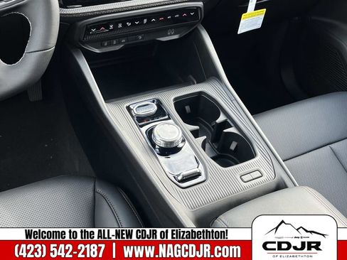 New 2026 Jeep Cherokee Limited image 14