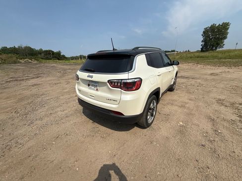 Used 2018 Jeep Compass Limited w/ Safe & Security Group AWD/4WD image 13