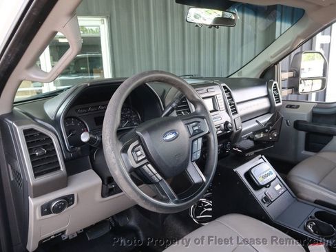Used 2019 Ford F250 XL w/ Power Equipment Group RWD image 10