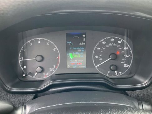 Used 2025 Toyota Corolla LE image 25