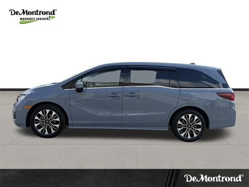 Used 2025 Honda Odyssey Elite image 8