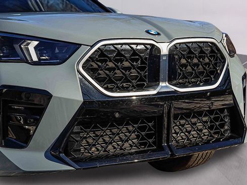 Used 2025 BMW X2 xDrive28i AWD/4WD image 28