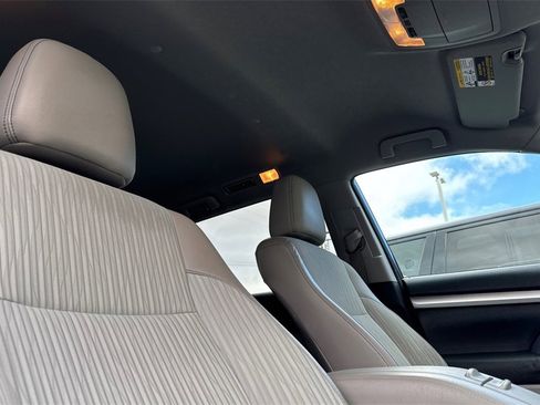 Used 2014 Toyota Highlander Plus image 15