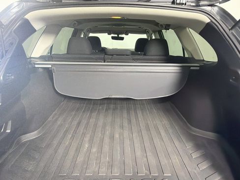 Used 2018 Subaru Outback 2.5i Premium AWD/4WD image 27
