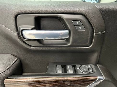 Used 2022 GMC Sierra 1500 Elevation w/ Preferred Package image 23
