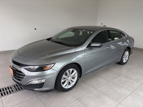 Used 2024 Chevrolet Malibu LT FWD image 1