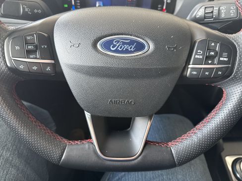 Used 2023 Ford Escape ST-Line AWD/4WD image 30