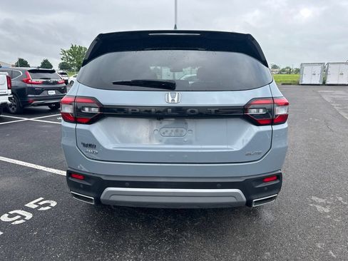 Used 2023 Honda Pilot Elite image 10