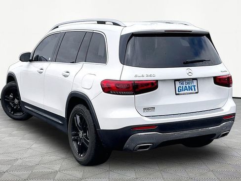 Used 2020 Mercedes-Benz GLB 250 4MATIC image 4