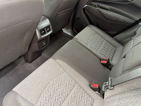 Used 2024 Chevrolet Equinox LT AWD/4WD image 4
