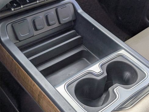 Used 2018 GMC Sierra 1500 SLT w/ Enhanced Driver Alert Package image 23