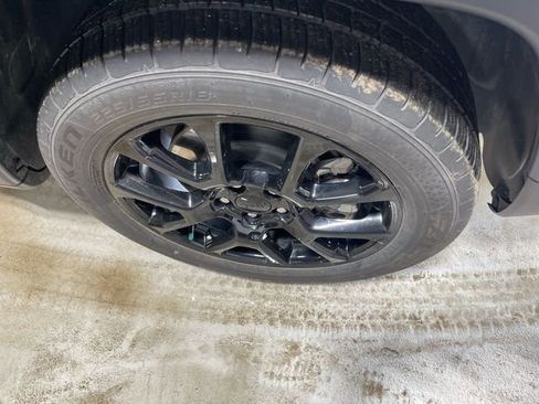 Used 2023 Jeep Compass Altitude w/ Convenience Group image 10