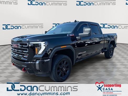 Used 2024 GMC Sierra 2500 AT4 w/ AT4 Preferred Package AWD/4WD image 1