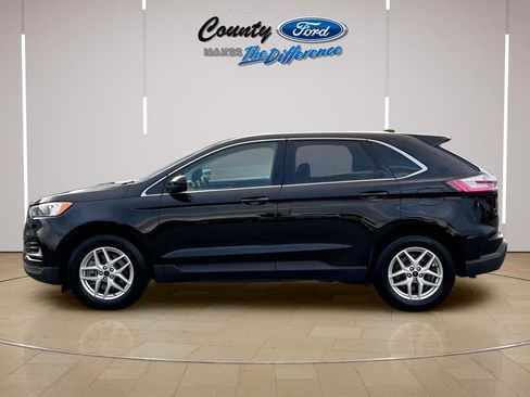 Used 2023 Ford Edge SEL image 3