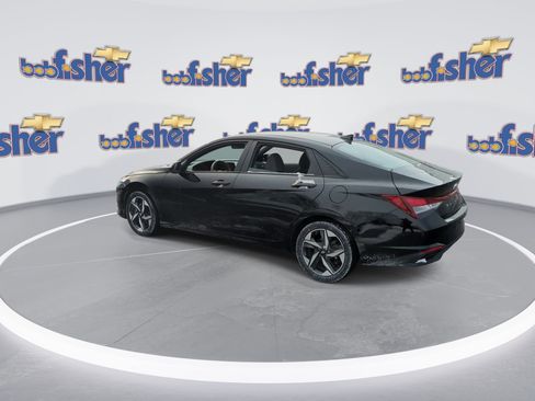 Used 2023 Hyundai Elantra SEL w/ Convenience Package image 6