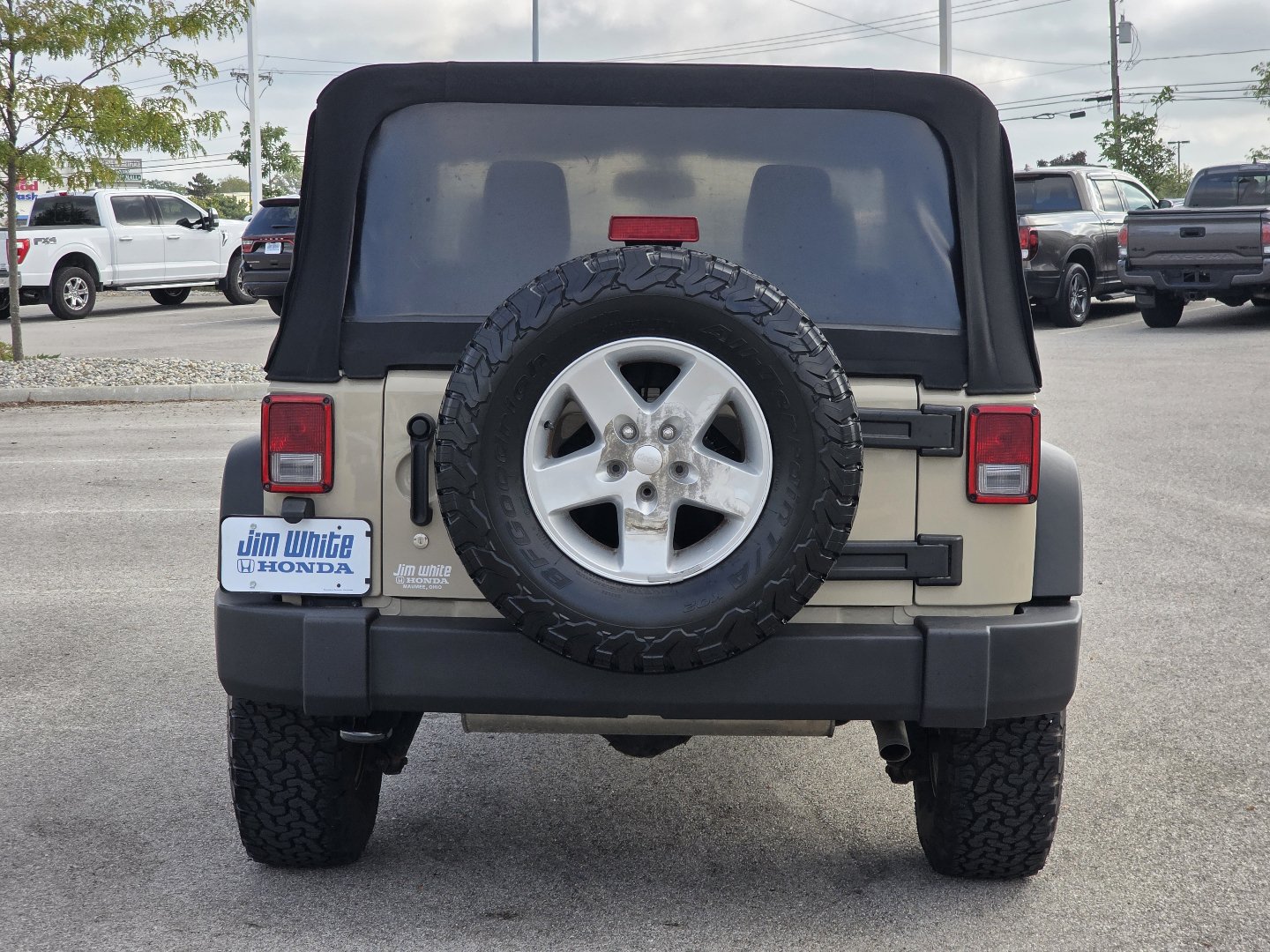 Used 2016 Jeep Wrangler Sport w/ Quick Order Package 23S AWD/4WD image 13