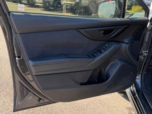 Used 2018 Subaru Crosstrek 2.0i Premium AWD/4WD image 14