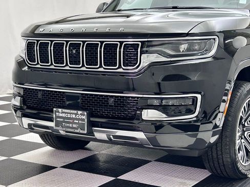 Used 2022 Jeep Wagoneer Series III w/ Convenience Group I image 5